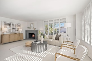 62 Lyonridge Ln, San Mateo, CA 94402