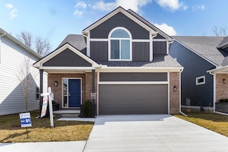 27632 Maryjane Ln, Chesterfield, MI 48047