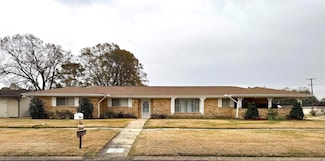 1002 Hilda St, Morgan City, LA 70380