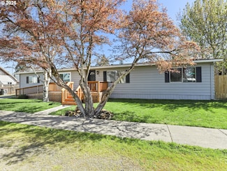 275 S Laurel St, Yamhill, OR 97148