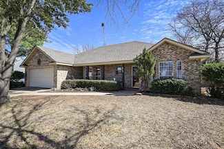 615 Rosewood Place, Joshua, TX 76058
