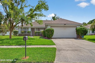 13269 Pacemaker Dr, Jacksonville, FL 32225