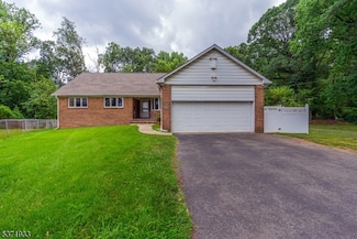 934 Lowden Ave, Union, NJ 07083