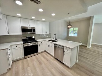 1736 Crystal Canyon Dr Unit 2, Azusa, CA 91702