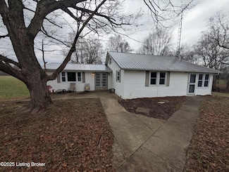 6608 S Saluda Paynesville Rd, Hanover, IN 47243
