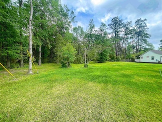 682 Slaughter St Unit 684, 686 & 688 Slaug, Vidor, TX 77662