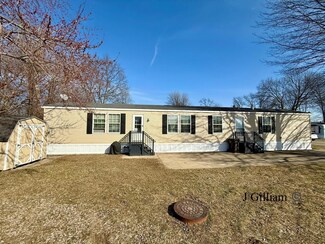 3611 Butternut Dr Unit 122, Holland, MI 49424