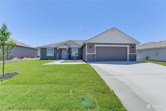 4239 W Sandy Ct, Moses Lake, WA 98837