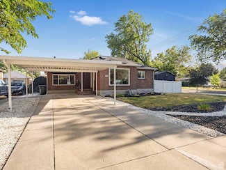 1406 W Talisman Dr, Salt Lake City, UT 84116