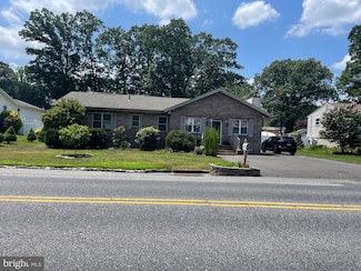 1845 County House Rd, Woodbury, NJ 08096