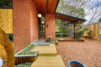151 Rockmart Dr SW, Atlanta, GA 30314