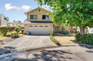 8011 Kenton Ct, Highland, CA 92346