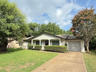 2621 Trinity St, Irving, TX 75062