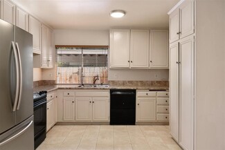 9678 Caminito Del Vida, San Diego, CA 92121