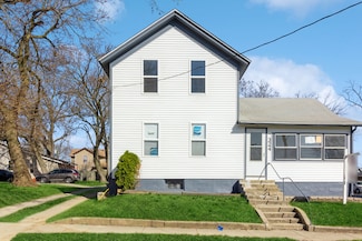 324 Lawrence Ave, Elgin, IL 60123