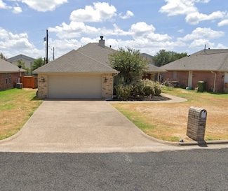 1604 Winfield Ct, Bryan, TX 77802