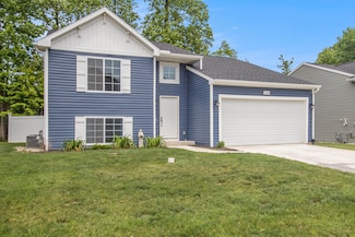 72268 Beacon Ct, South Haven, MI 49090