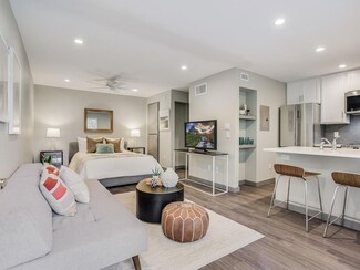 615 Upson St Unit 106, Austin, TX 78703