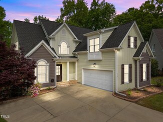 733 Holding Ridge Ct, Wake Forest, NC 27587
