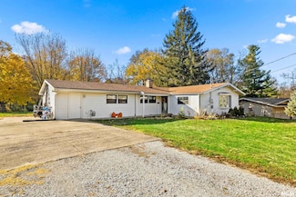 111 Sheffield Rd, Groveland, IL 61535