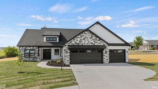 17525 Fett Dr, Huntertown, IN 46748