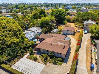 1565 Chestnut Ave, Carlsbad, CA 92008