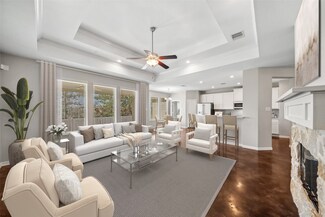 1721 Summergate Dr, Conroe, TX 77304