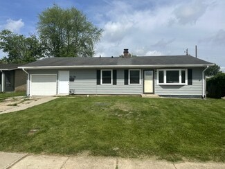 210 Avalon Ln, Anderson, IN 46017