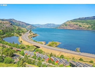 11 Mosier Creek Place, Mosier, OR 97040