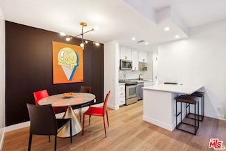 7250 Franklin Ave Unit 512, Los Angeles, CA 90046