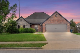 3501 SW Elm Manor Ave, Bentonville, AR 72712