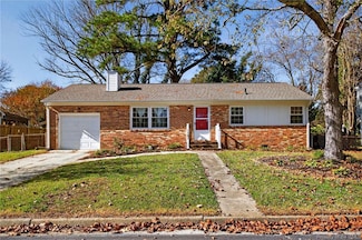 107 Glenn Cir, Williamsburg, VA 23185