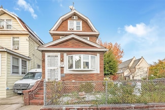 53-13 Seabury St, Elmhurst, NY 11373