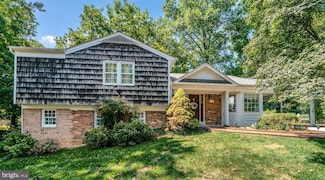 2708 N Kensington St, Arlington, VA 22207