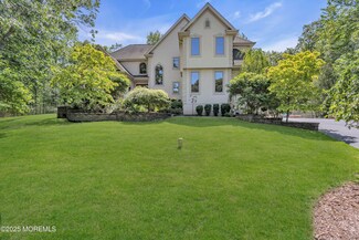6 Canterbury Ct, Jackson, NJ 08527