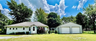 301 S 6th St, Walker, MO 64790
