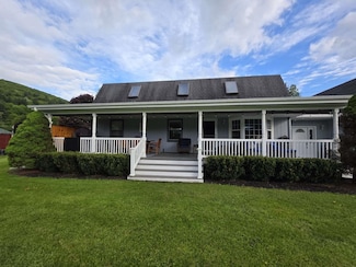 434 Dickinson Dr, Northfield, VT 05663