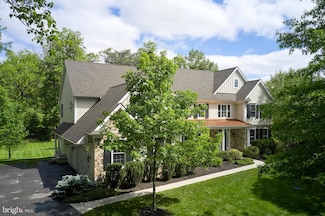 529 Sugartown Rd, Berwyn, PA 19312