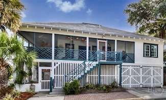 16 12th St, Tybee Island, GA 31328