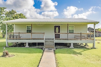 553 Lake Long Dr, Houma, LA 70364