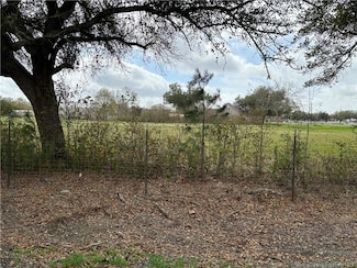 3 Ramoin St, Carlyss, LA 70665