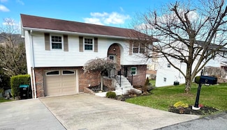 9 Arrowood Dr, Bridgeport, WV 26330