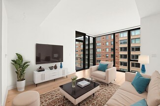 9 Avenue at Port Imperial Unit 918, West New York, NJ 07093