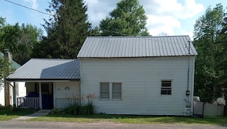 69 West St, New Berlin, NY 13411