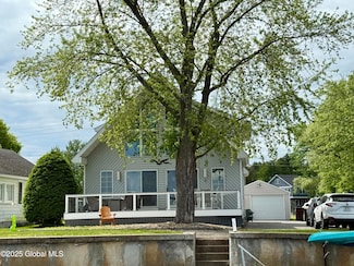 2 Riley Cove Rd, Ballston Spa, NY 12020