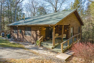 124 W Mulberry Dr, Milford, PA 18337