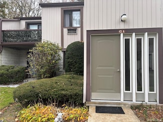 43 Richmond Blvd Unit 3A, Ronkonkoma, NY 11779