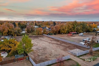 10201 W Shields Ave, Boise, ID 83714