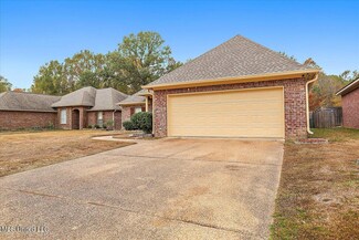 609 Oakview Way, Byram, MS 39272