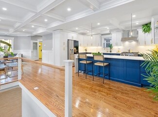 50 Gold Star Rd, Cambridge, MA 02140